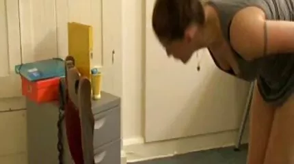 Twee schoonheid sletten seksfilm gratis strelen elkaar en neuken met een man