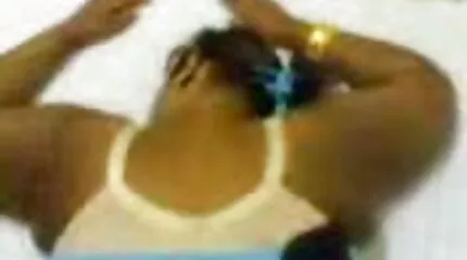 Blond in de douche krijgt orgasme van gratis lange seksfilms seks in de badkamer